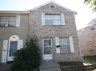 9233 Nieman Rd, Overland Park, KS 66214