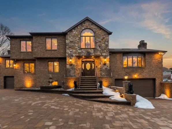 512 Van Bussum Ave, Garfield City, NJ 07026