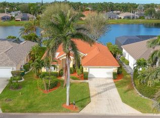 1442 Vintage Ln, Naples, FL 34104