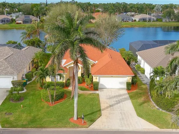 1442 Vintage LN, NAPLES, FL 34104