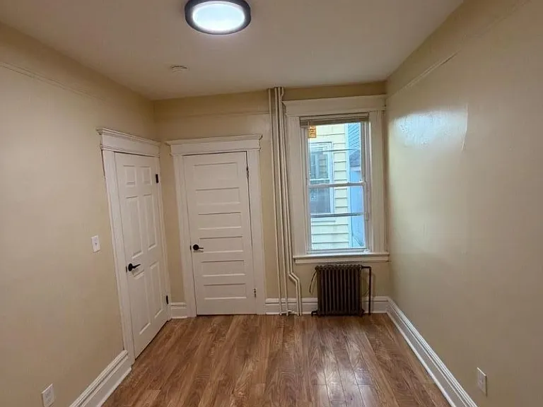 816 S 16th St — Photo 10