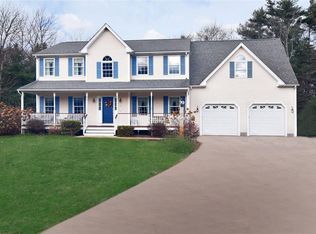 6 Raven Blvd, Coventry, RI 02827