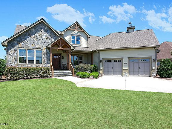 2nd image of 8482 Compass Pointe East Wynd Wynd NE
