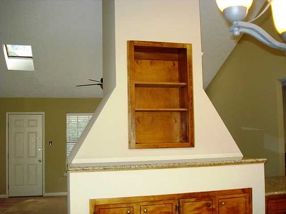 5th image of 234 Gardenia Ct