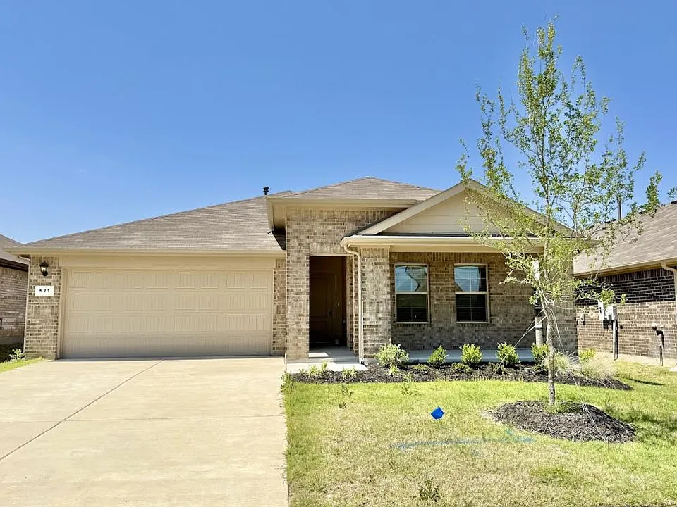 521 Bronze Cir W