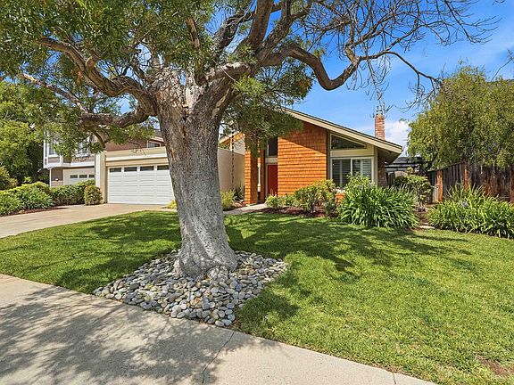 3rd image of 7629 Elderwood Ct