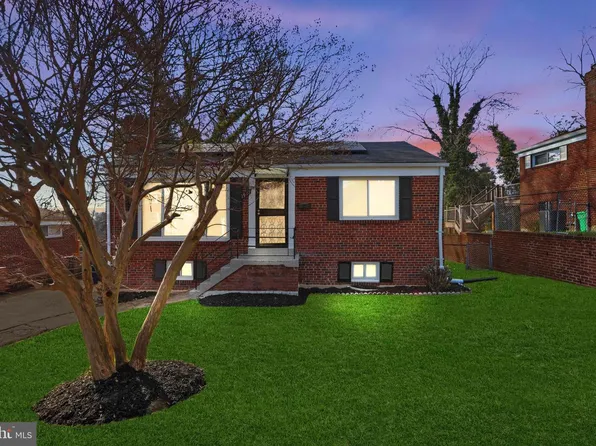 1917 Nova Ave, Capitol Heights, MD 20743