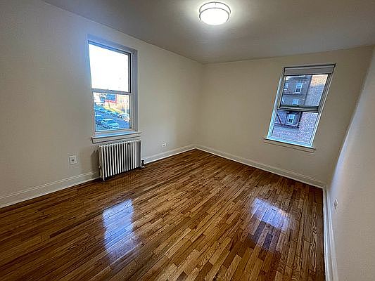 3rd image of 8844 20th Ave #2G