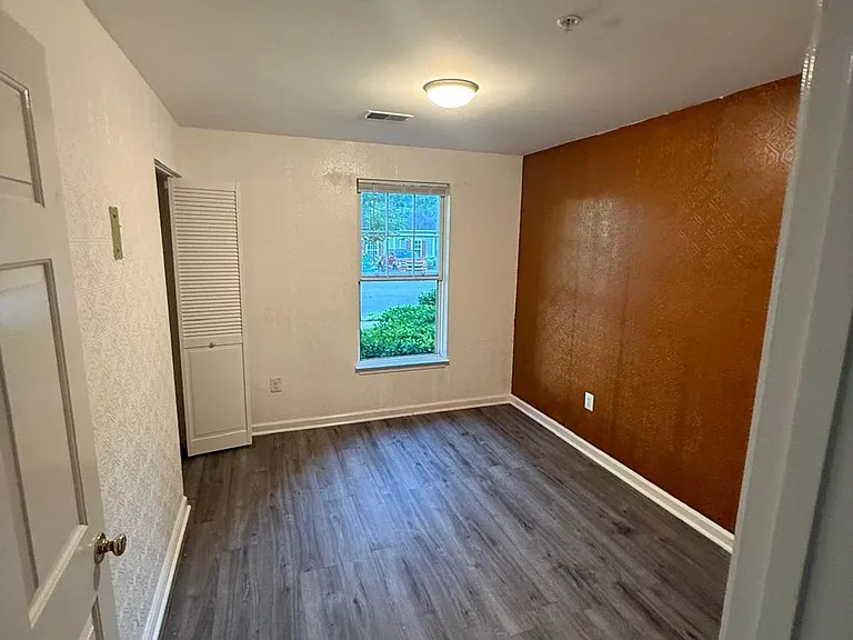 7530 Coxton Ct #D-112 — Photo 6