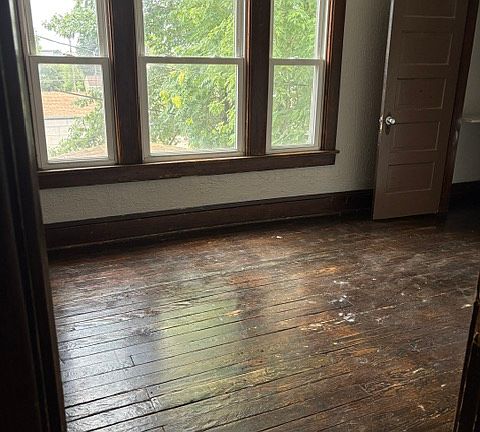 3rd image of 195 Wertz Ave NW