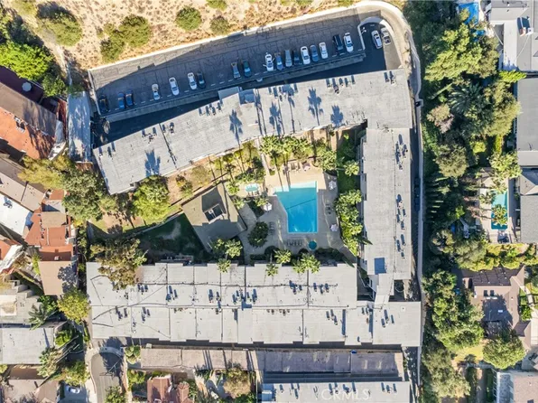 1517 E Garfield Ave APT 77, Glendale, CA 91205