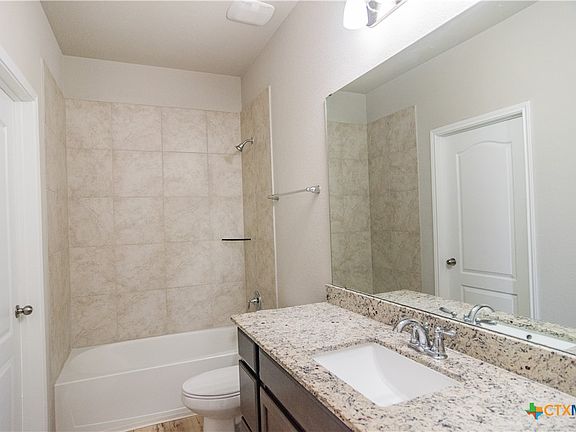 3rd image of 1619 Fiddle Wood Way