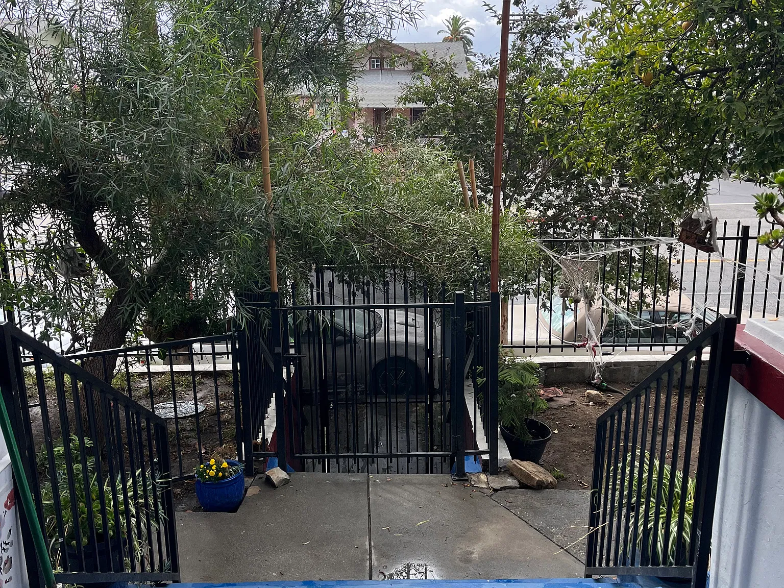 2233 Whittier Blvd — Photo 2
