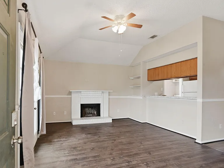 1310 Brenda Ln #C — Photo 6