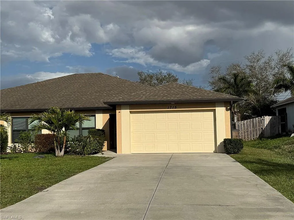 3 bed, 2.0 bath, 1330 sqft, $1,800 — Photo 3