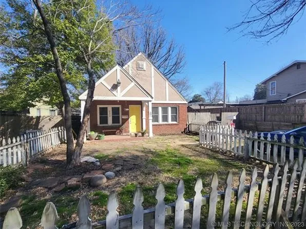 3515 S Madison Pl, Tulsa, OK 74105