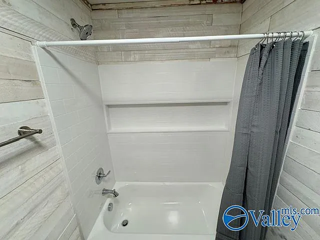 1410 Wells Ave SE — Photo 18