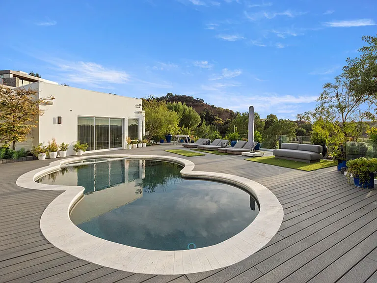 2630 Eden Pl — Photo 20