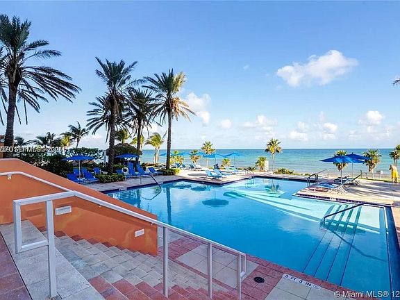 2nd image of 19333 Collins Ave APT 1109