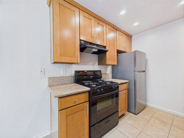 426 E Cedar Ave #F