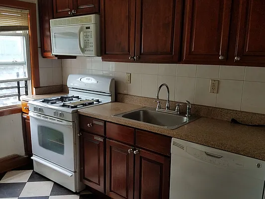 Rented by All Boro Cash Realty LLC | media 5