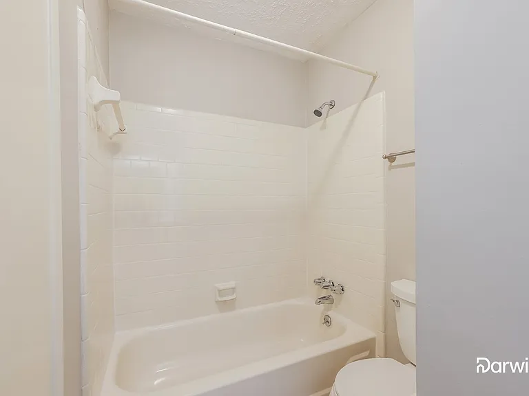 4902 Ripple Creek Dr — Photo 13
