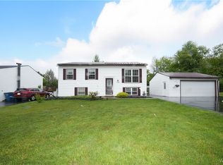 704 Beach Rd, Angola, NY 14006