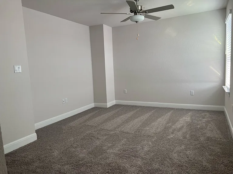 15501 Ellinger Dr — Photo 15