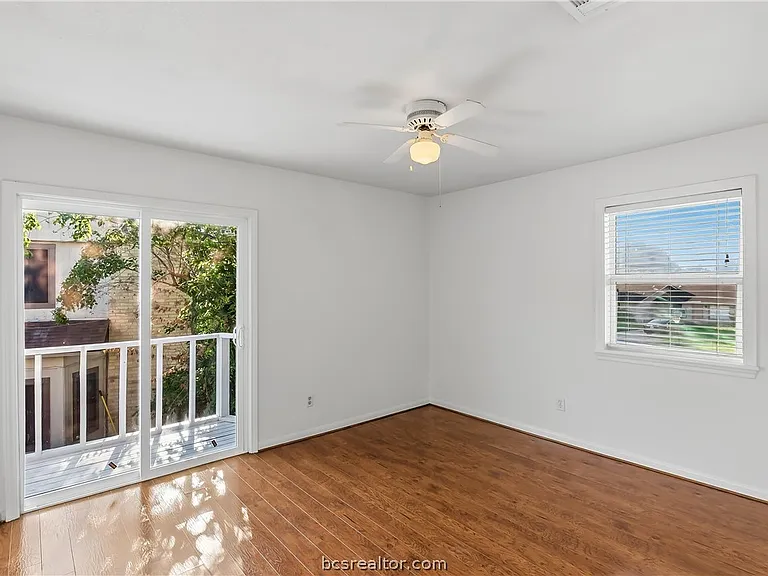 1411 Hawk Tree Dr — Photo 17