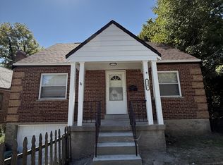 1197 S Lynnebrook Dr, Cincinnati, OH 45224