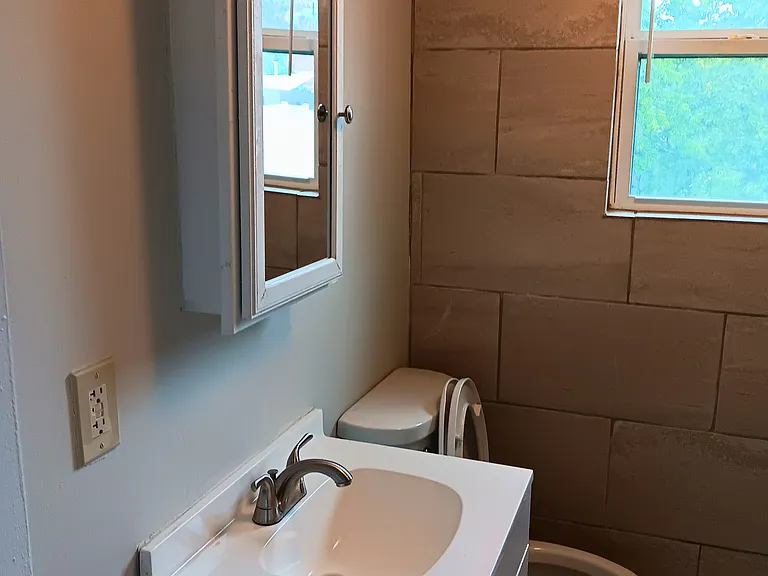 212 Mullally St — Photo 11