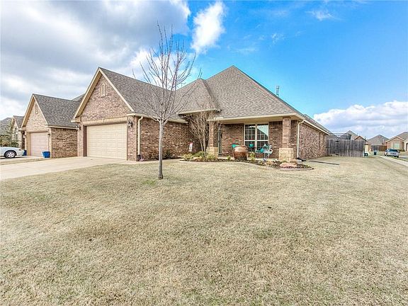5th image of 12201 Fox Hill Way