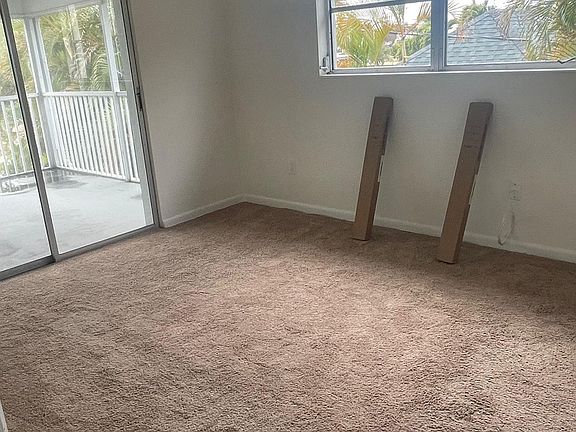 4th image of 1721 SE 46th Ln APT 10