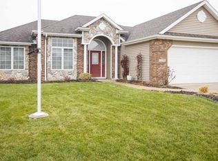 15309 Firethorne Path, Fort Wayne, IN 46814
