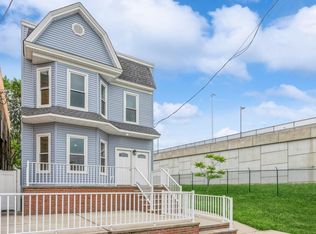 144 W 5th St, Bayonne, NJ 07002