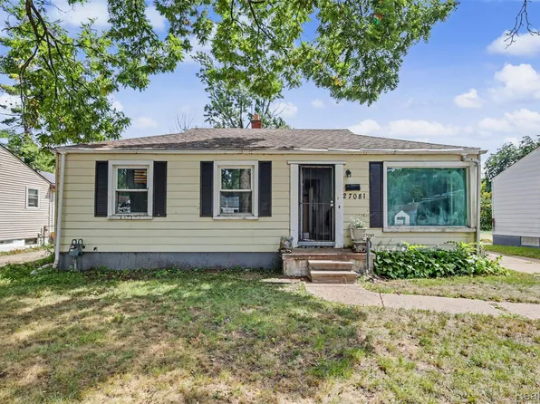 27081 Lucerne Dr, Inkster, MI 48141