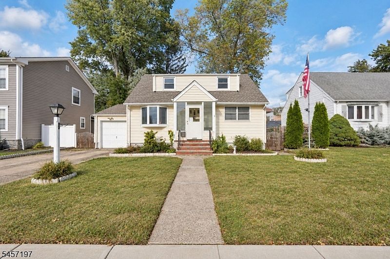1st image of 2747 Meister Ave
