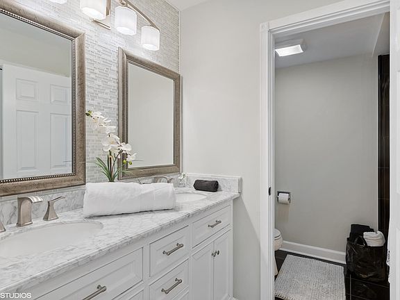 5th image of 2066 Saint Johns Ave APT 106