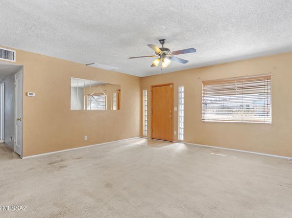 4649 E 9th St, Tucson, AZ 85711