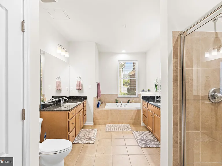 44125 Peirosa Ter — Photo 14
