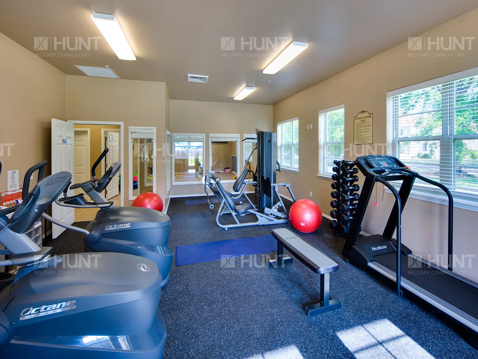 4 bed, 2.5 bath, 1659 sqft, $1,650 — Photo 4