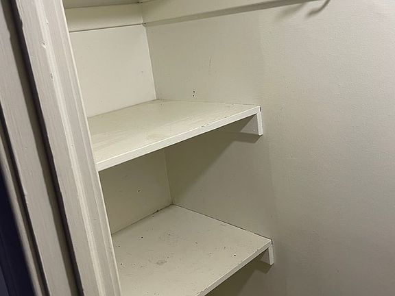 3rd image of 501 E 36th St APT 6