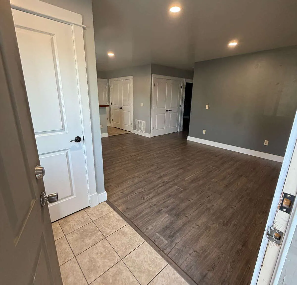 2 bed, 1.0 bath, $2,000 — Photo 3