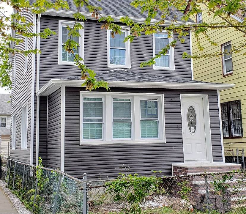 2nd image of 111-00 203rd St