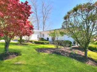 17 Dock Rd, Norwalk, CT 06854