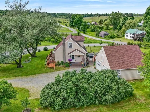 1588 Sandy Birch Road, Georgia, VT 05468