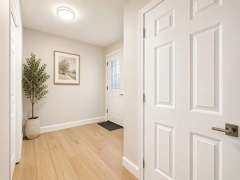 162 Provender Ave — Photo 2