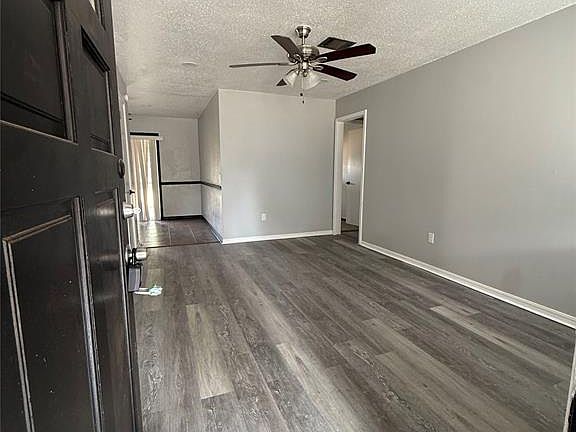 3rd image of 665 NW 15th St