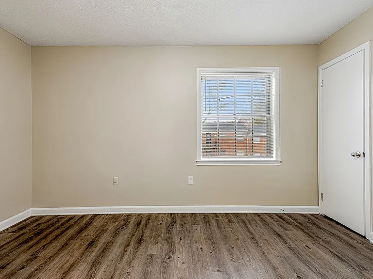 Sherwood Flats — Photo 21