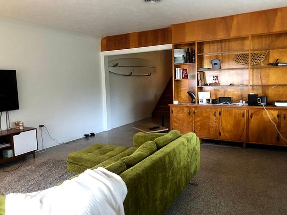 3rd image of 635 Golden Gate Pt